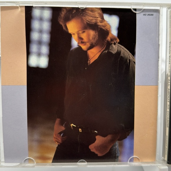 Travis Tritt - It’s All About To Change on CD. 1991 - Picture 5 of 5
